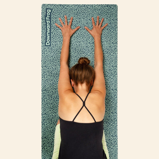Wormy Travel Yoga Mat Downward-Frog